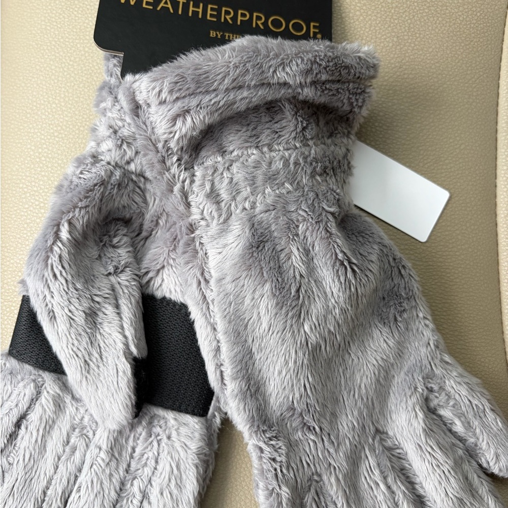 Womens large Weatherproof Soft Gray Faux Fur Gloves